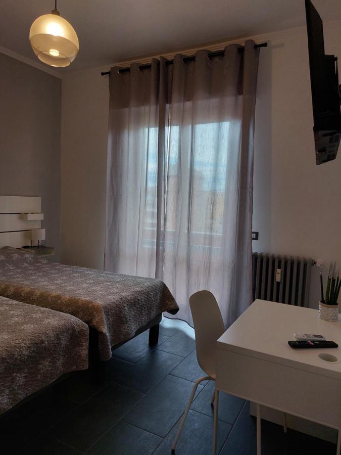 San Lorenzo Accomodation روما المظهر الخارجي الصورة