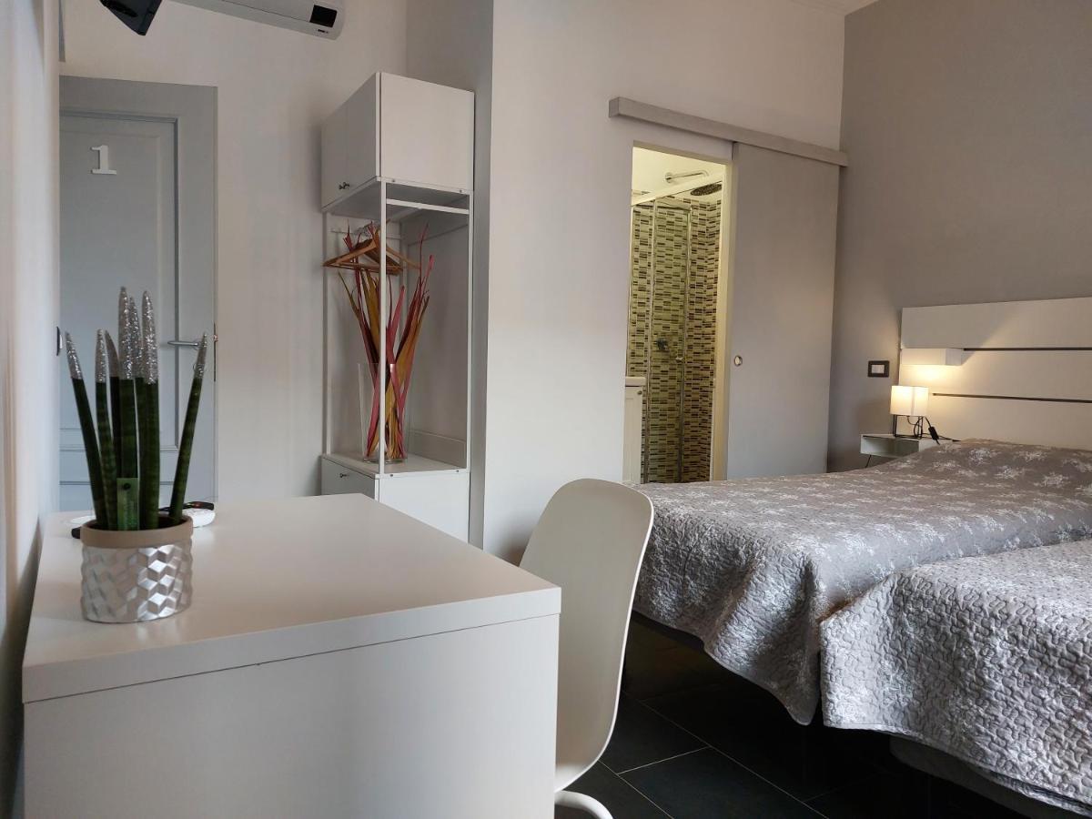 San Lorenzo Accomodation روما المظهر الخارجي الصورة