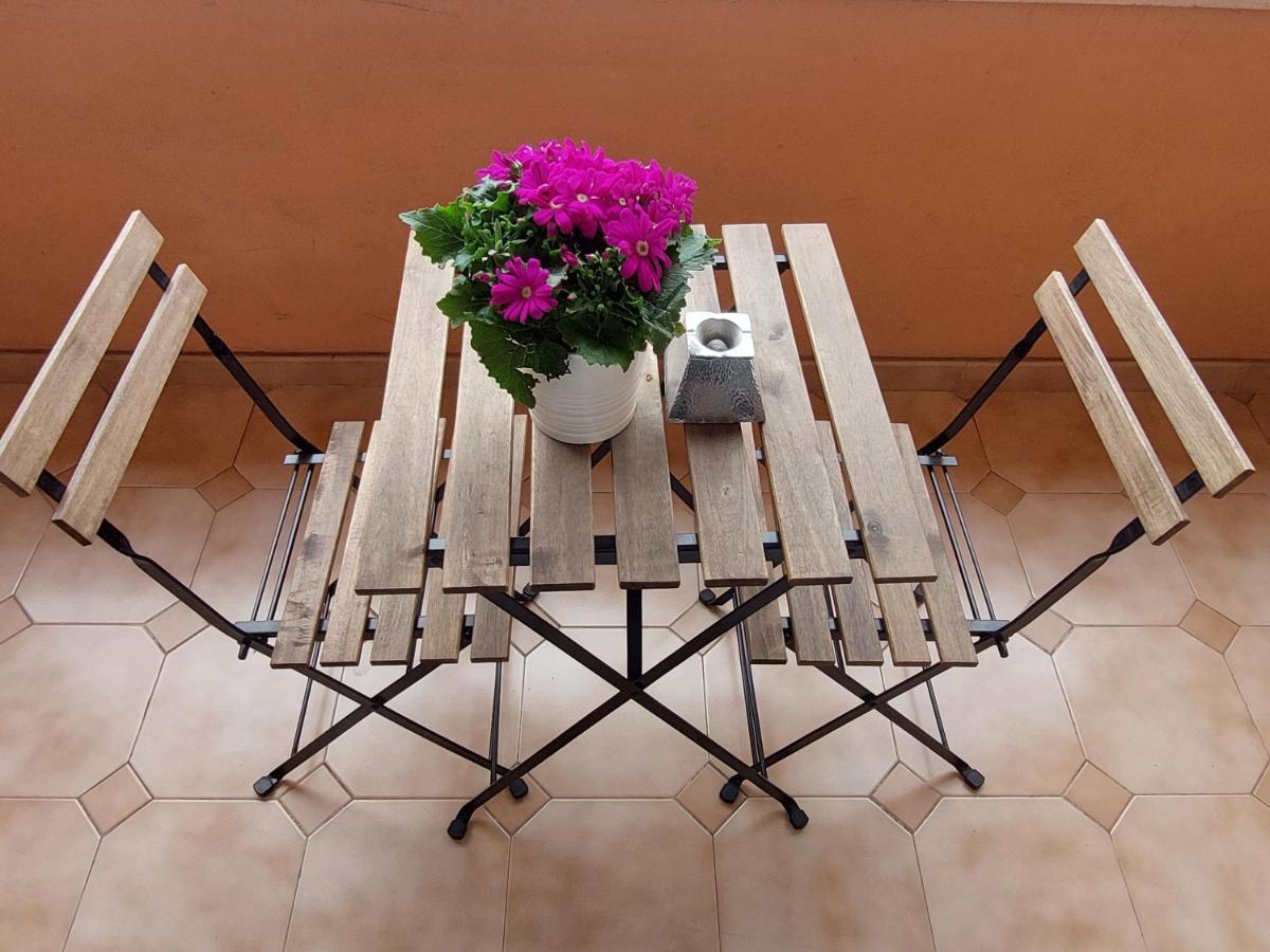 San Lorenzo Accomodation روما المظهر الخارجي الصورة